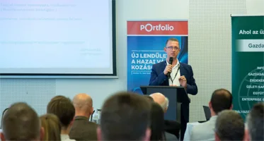 Rétfalvi Zoltán a Portfolio konferencián